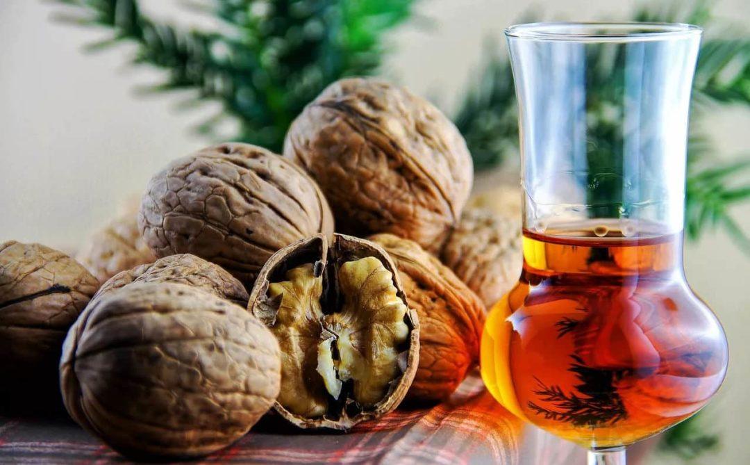 Настойка из грецкого ореха