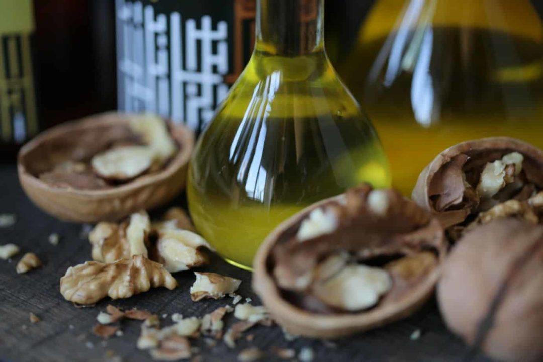 Масло - грецкие орехи