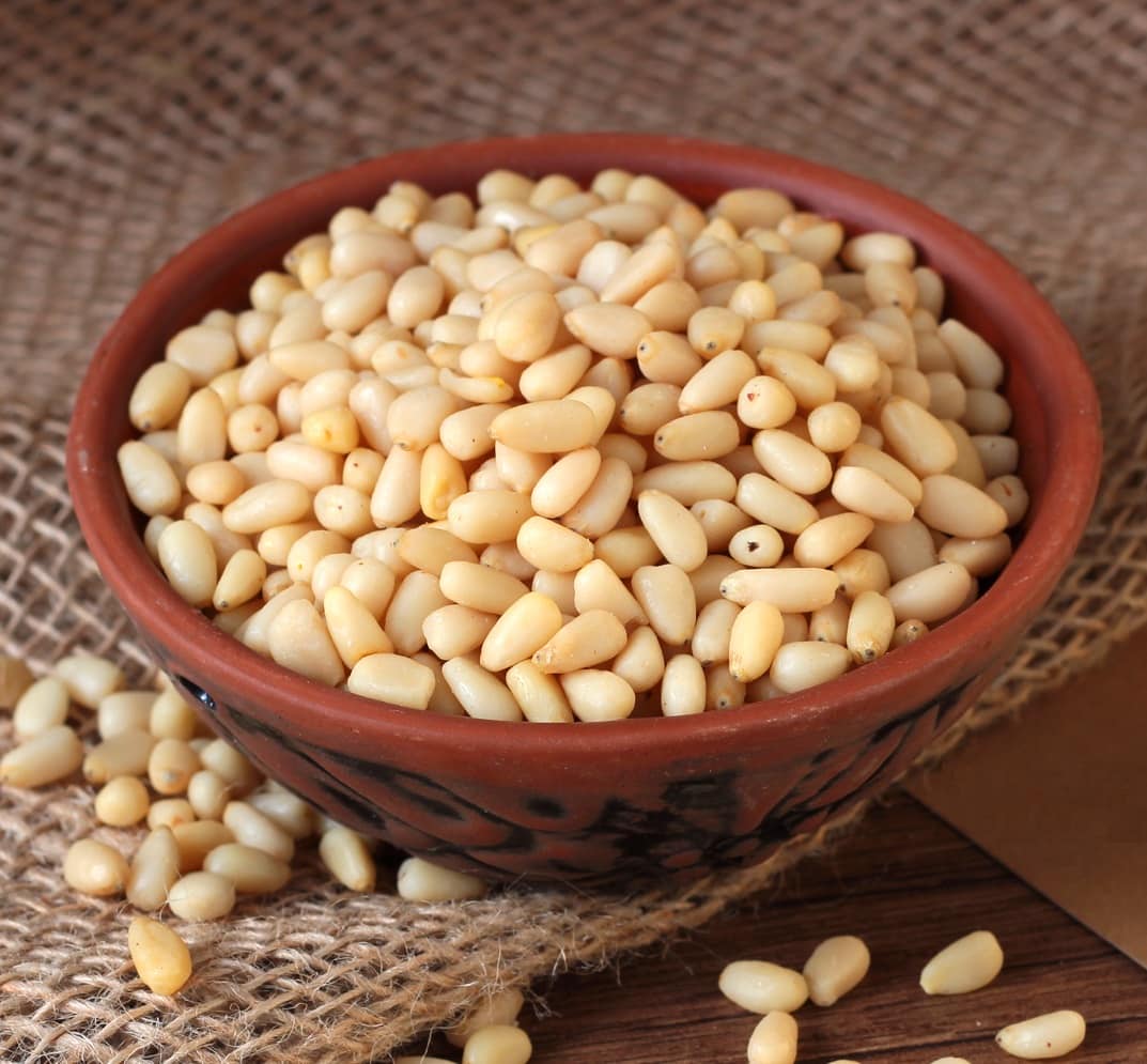 Очищенные кедровые орешки