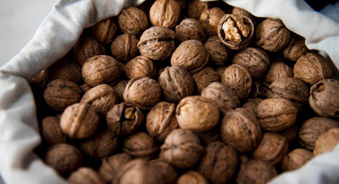 Настойка на перегородках грецкого ореха и ее применение